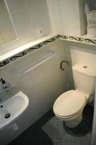 Отели типа «постель и завтрак» AGIS Pokoje Gościnne Гданьск Двухместный номер с 2 отдельными кроватями-4